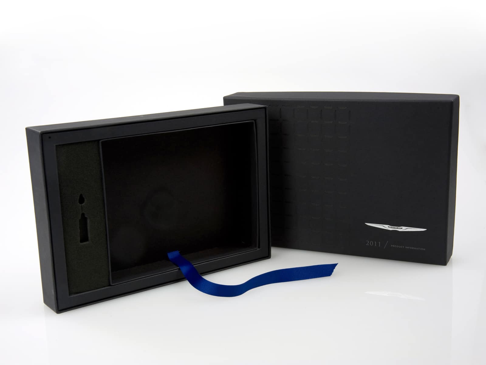 Chrysler Corporation 200 Series Launch Kit Base and Lid with Insert Style Box