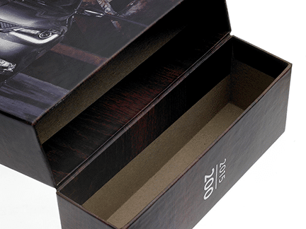 Chryslers 2015 model 200 product launch kit side opening