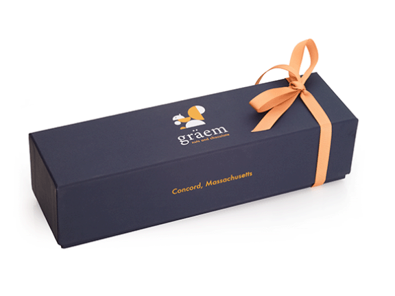 graem-box-with-ribbon